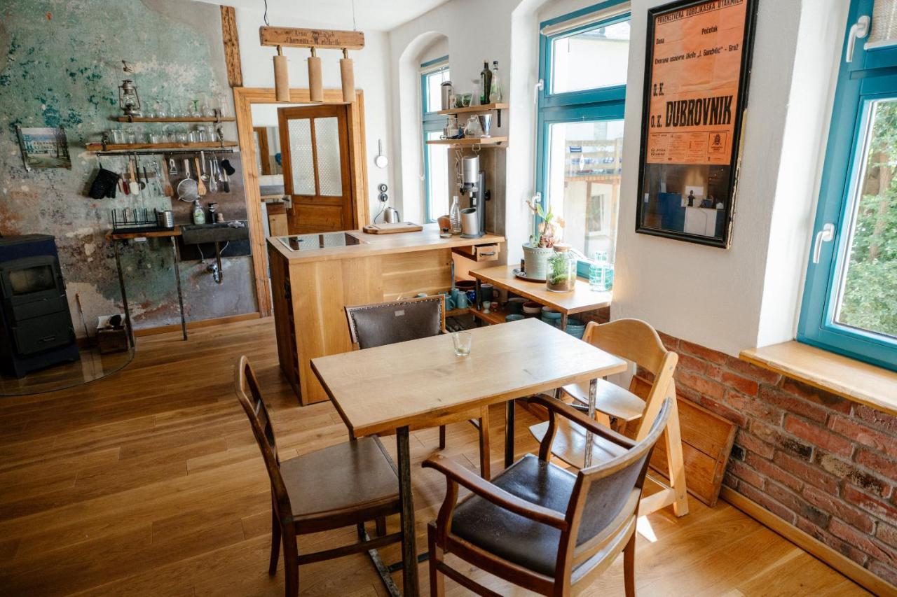 The Upholstery Tinyhouse Deluxe Eco Chalet Kreativ Citynah 开姆尼茨 外观 照片