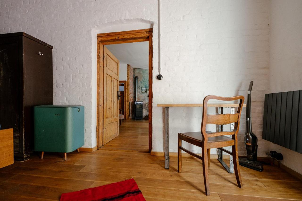 The Upholstery Tinyhouse Deluxe Eco Chalet Kreativ Citynah 开姆尼茨 外观 照片