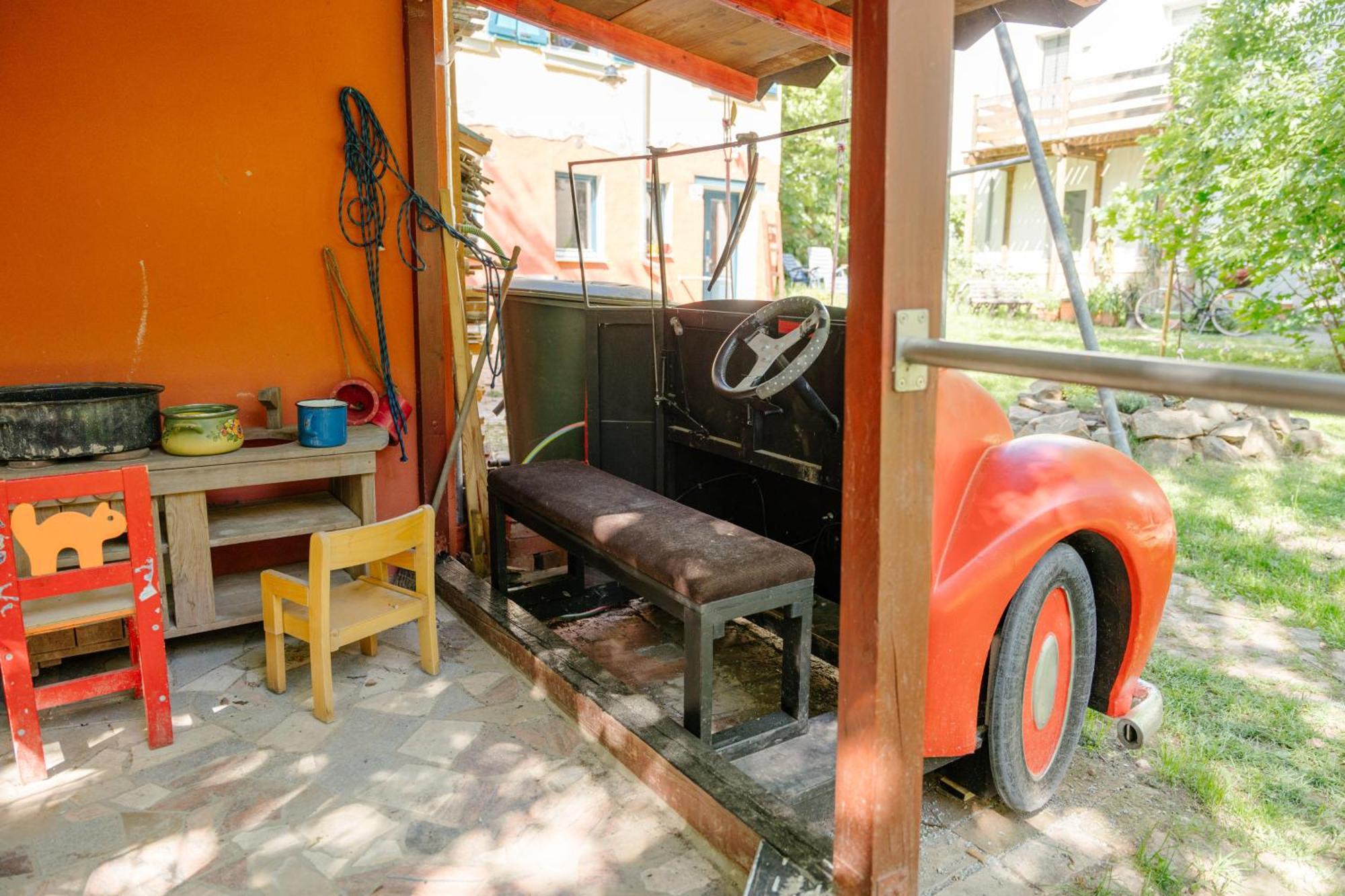 The Upholstery Tinyhouse Deluxe Eco Chalet Kreativ Citynah 开姆尼茨 外观 照片