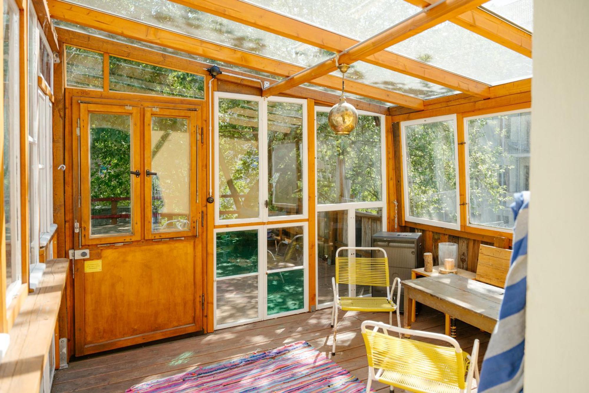 The Upholstery Tinyhouse Deluxe Eco Chalet Kreativ Citynah 开姆尼茨 外观 照片