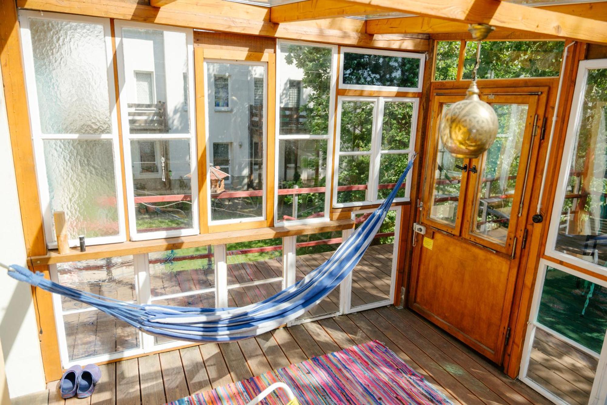 The Upholstery Tinyhouse Deluxe Eco Chalet Kreativ Citynah 开姆尼茨 外观 照片