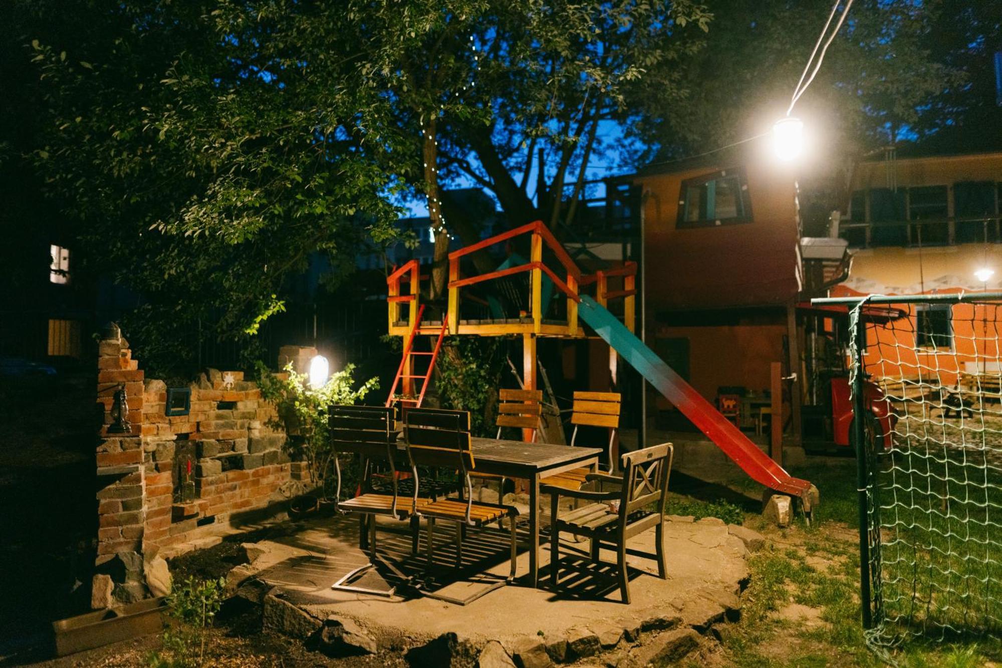 The Upholstery Tinyhouse Deluxe Eco Chalet Kreativ Citynah 开姆尼茨 外观 照片